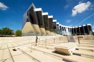 Австралийский национальный университет (ANU) 4 Студенческая жизнь и организации в ANU