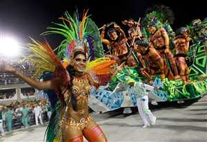 Традиционные костюмы и их значение