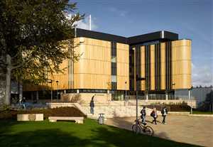 Культура и досуг: мероприятия и традиции университета