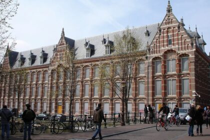 Амстердамский университет