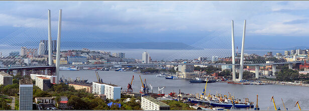 Мост Золотого Рога - транспорт и панорамы