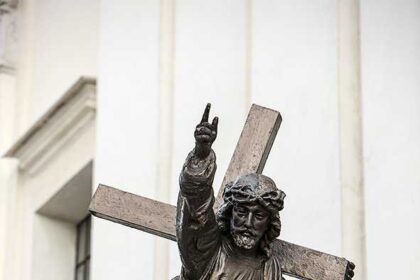 Фарный костёл в Гродно как уникальный памятник архитектуры барокко 4 Фарный костёл в Гродно играет значительную роль в религиозной и культурной жизни региона