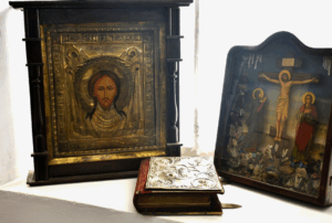 Исторические иконы и реликвии Гродно