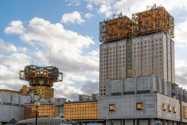 Здание Академии наук - памятник архитектуры и науки