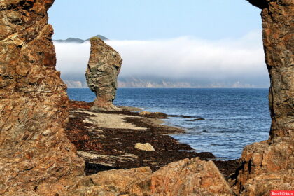 Мыс Великан — живописные скалы на берегу Охотского моря 9 Мыс Великан — живописные скалы на берегу Охотского моря