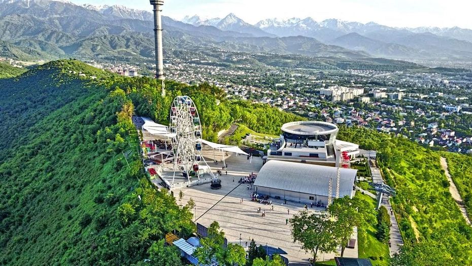 Путеводитель по Кок-Тобе - что посмотреть на горе 4 Как избежать толп туристов и выбрать лучшее время для визита