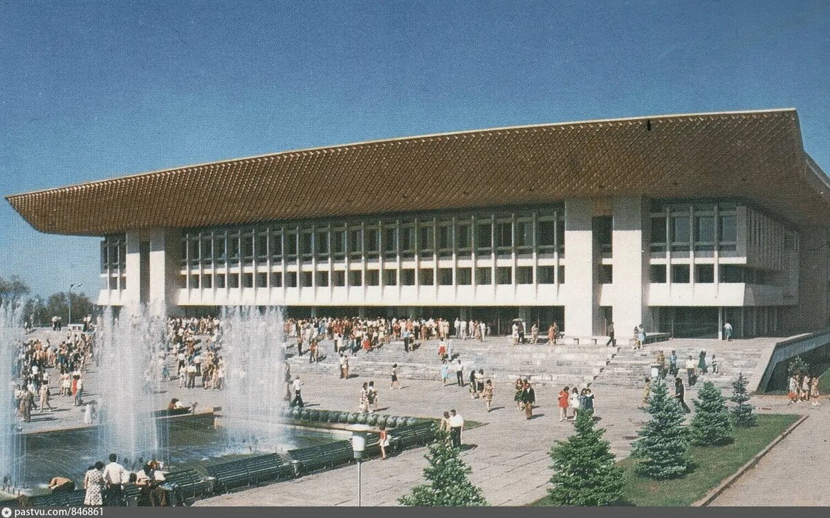 Историческое значение Дворца Республики