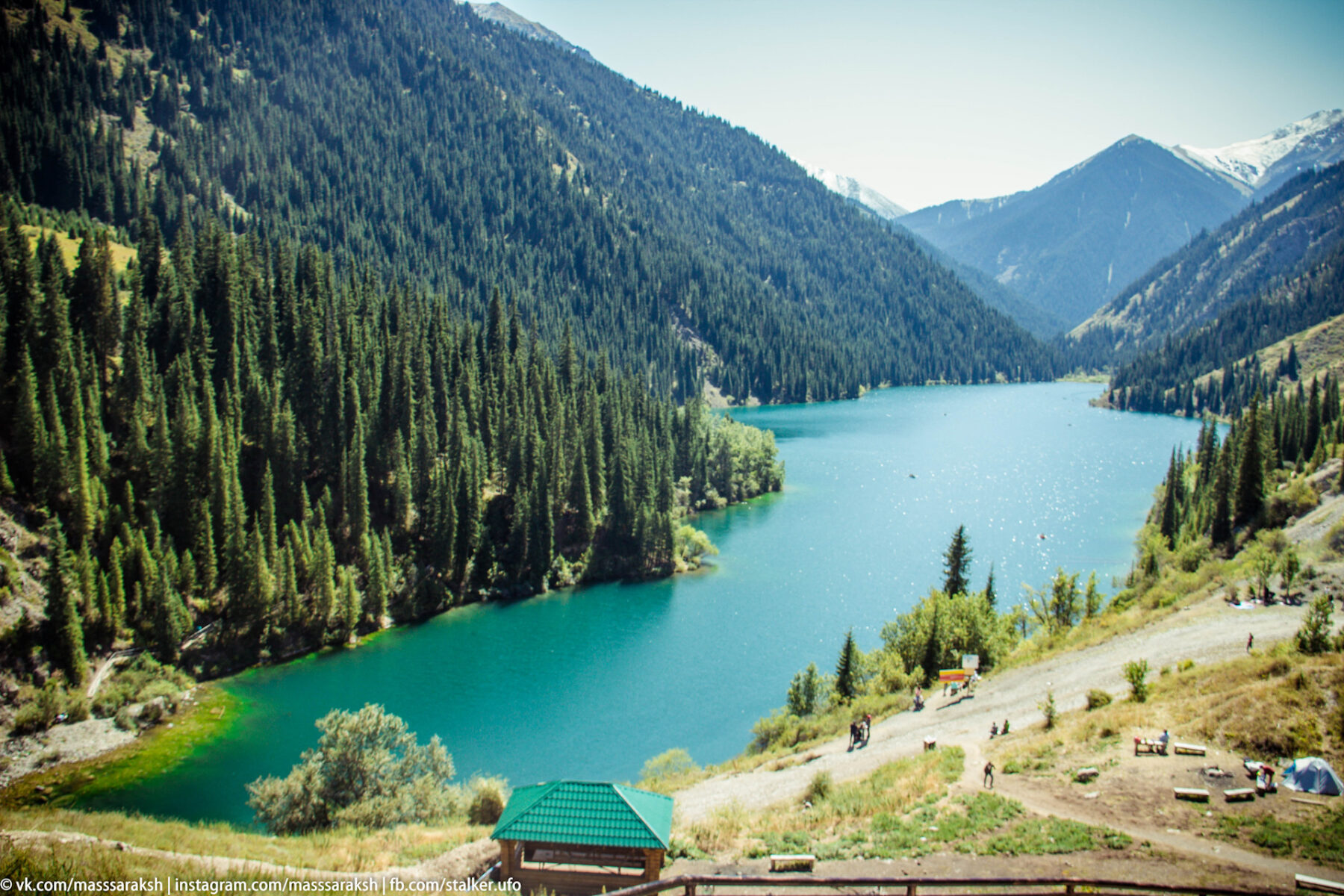 Самые красивые места в Алматы 3 Здание бизнес-центра «Достык»