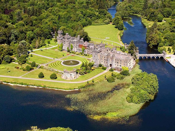 История Ashford Castle и его архитектура