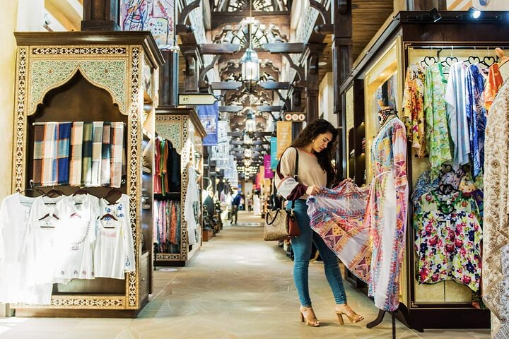 Улица Багдат - роскошный шопинг в азиатской части 6 Советы по выбору подарков для близких из магазинов на улице Багдат