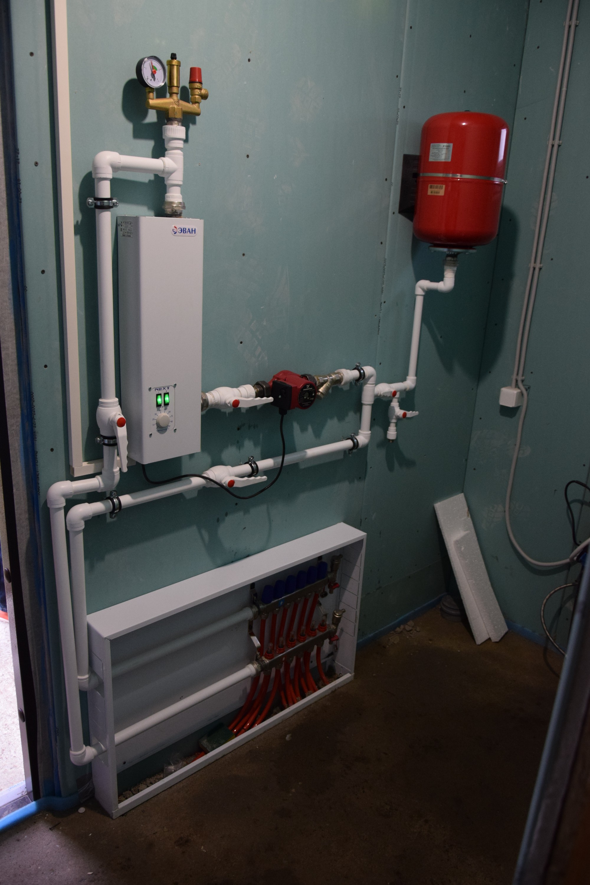 Котлы для отопления - какую сантехнику учитывать при установке 6 Использование расширительных баков в системе