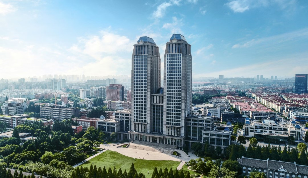 Фуданьский университет