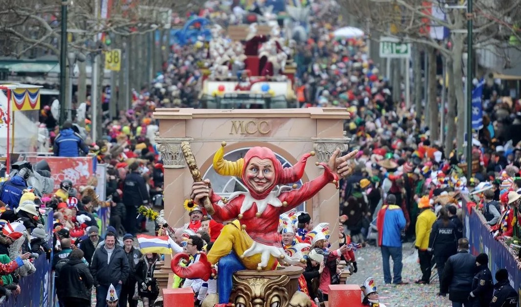 Карнавал в Лугано - швейцарская традиция с итальянским вкусом