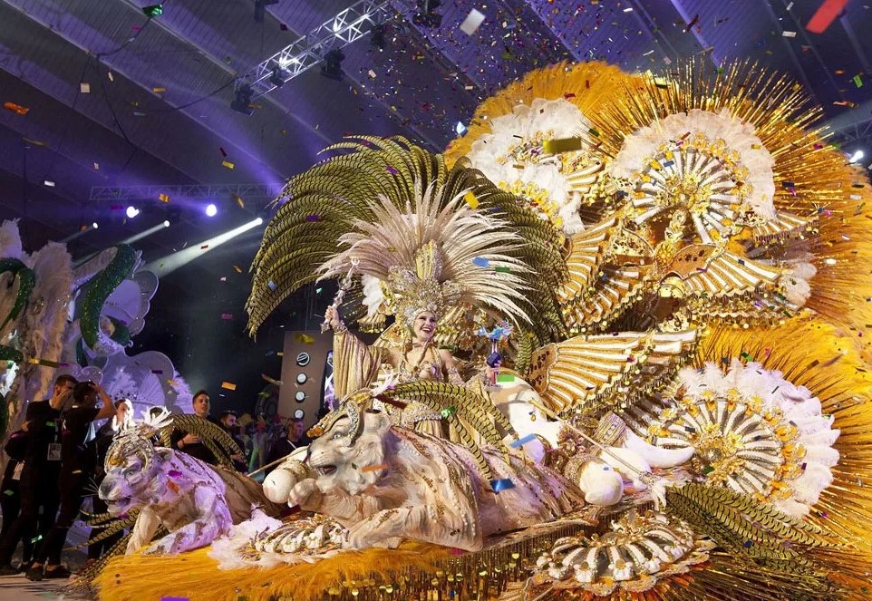 Карнавал в Тенерифе - яркое сердце Канарских островов