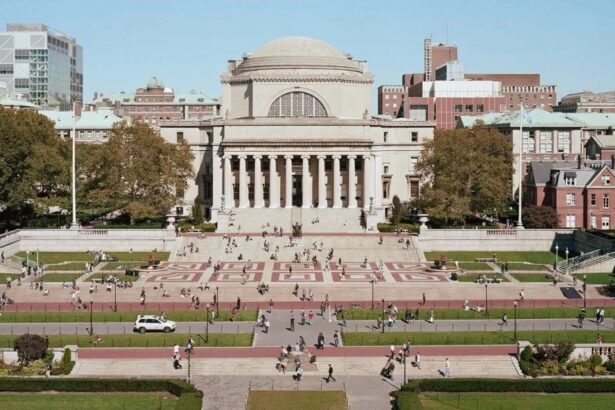 Колумбийский университет