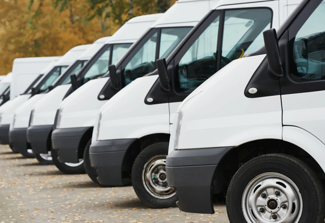 Коммерческий транспорт для грузоперевозок