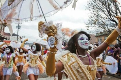 Марди Гра в Новом Орлеане - карнавал в стиле джаз и веселье