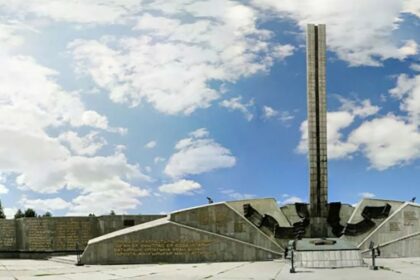 Мемориал «Победа» в Корсакове 10 Мемориал «Победа» в Корсакове