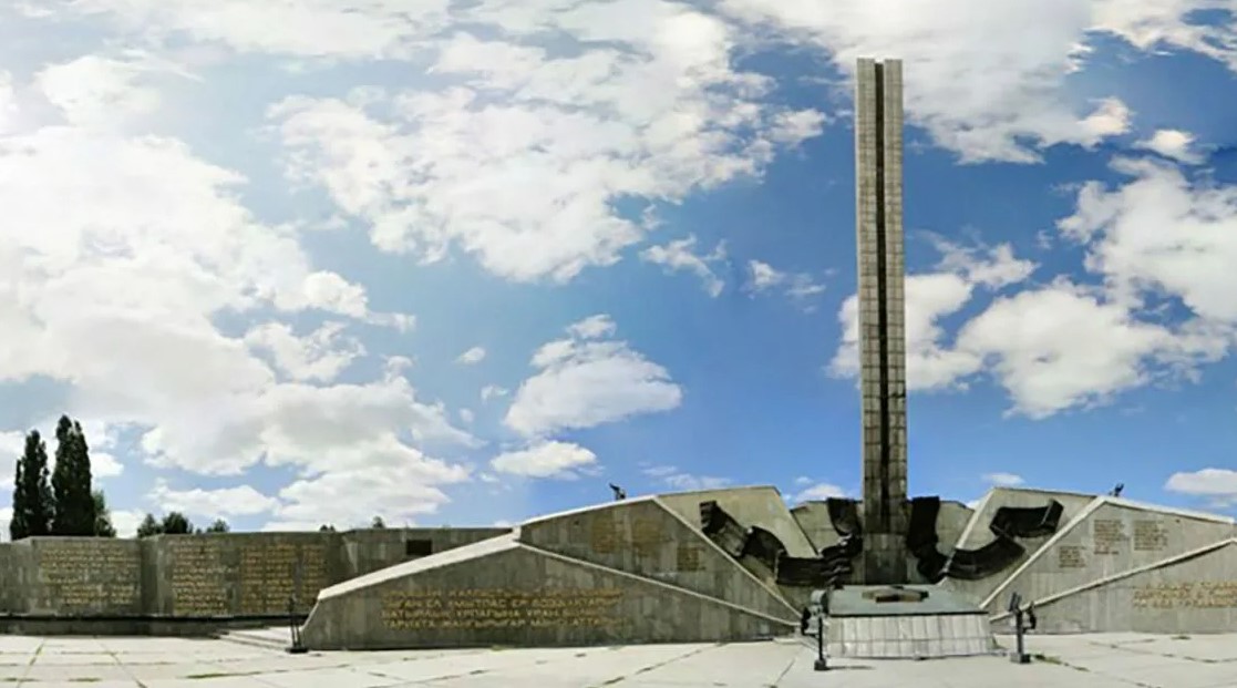 Мемориал «Победа» в Корсакове 1 Мемориал «Победа» в Корсакове