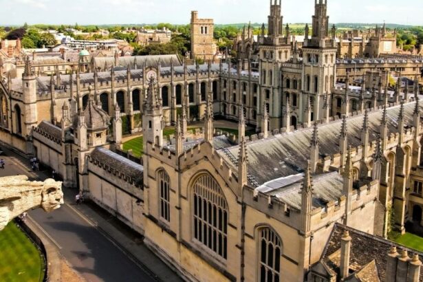 Кембриджский университет