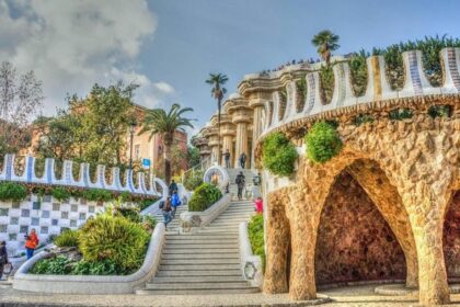 Парк Гуэль &mdash; фантазия Гауди в Барселоне (Испания)