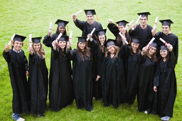 Почему мантии до сих пор популярны