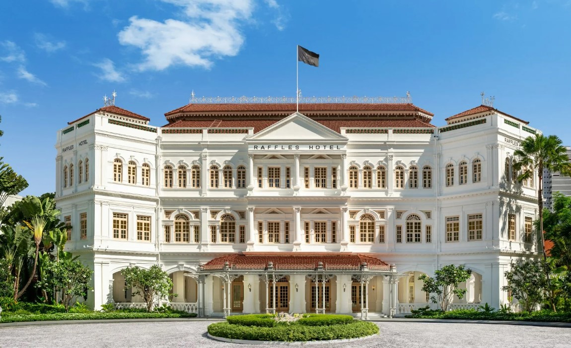 Что ждет вас в Raffles Hotel в Сингапуре - чай, колониальный стиль и легенды 1 Что ждет вас в Raffles Hotel в Сингапуре - чай, колониальный стиль и легенды