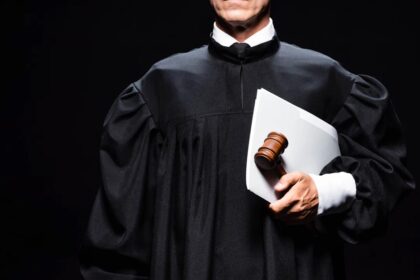 Судейские мантии - история и символика 6 Судейские мантии - история и символика