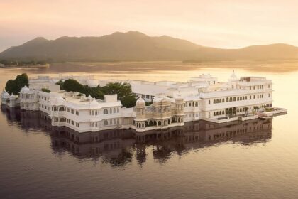 Taj Lake Palace — отель, плывущий по озеру 8 Taj Lake Palace