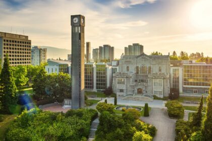 Университет Британской Колумбии 14 Университет Британской Колумбии (UBC)