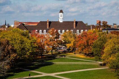 Университет Иллинойса в Урбана-Шампейн 7 Университет Иллинойса в Урбана-Шампейн