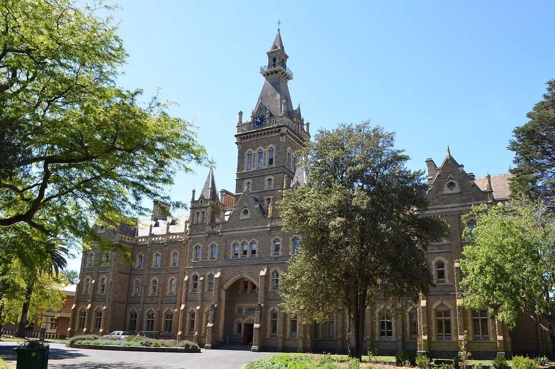 Университет Мельбурна