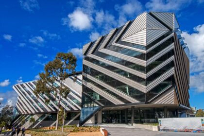 Университет Монаша 12 Университет Монаша