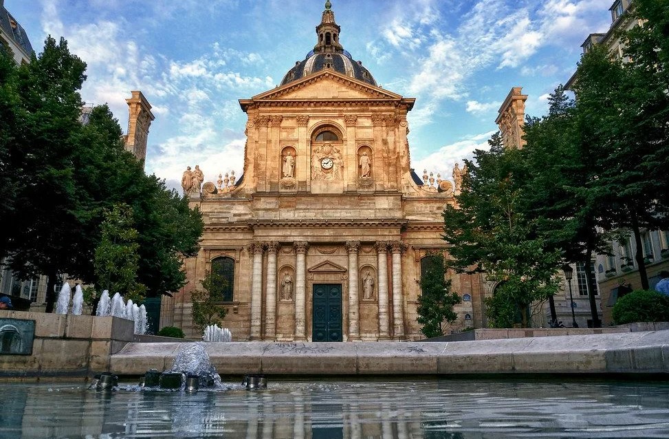 Университет Сорбонна