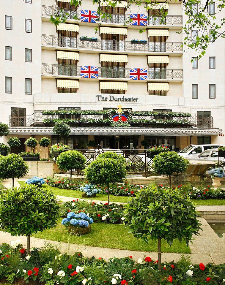10 причин остановиться в The Dorchester 3 Транспортные услуги