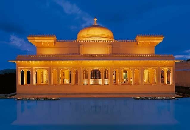 Сравнение с другими luxurious отелями в Удайпуре