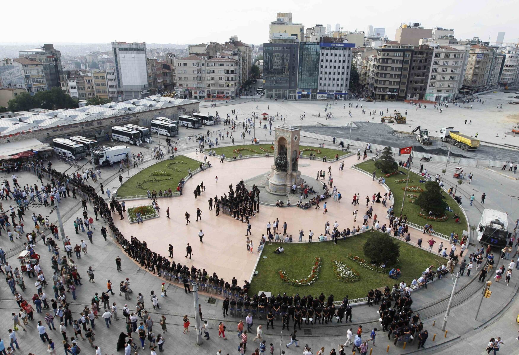 Площадь Таксим: центр современного Стамбула