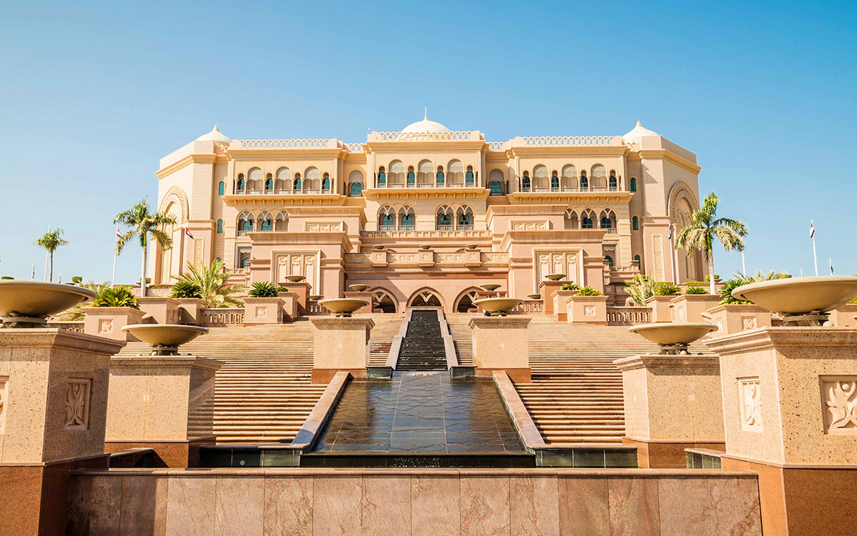 Организация мероприятий: свадьбы и конференции в роскошной обстановке