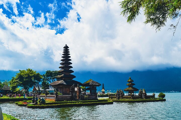 Спокойствие сада Сингараджа в Бали (Индонезия) 4 Влияние высоты и рельефа