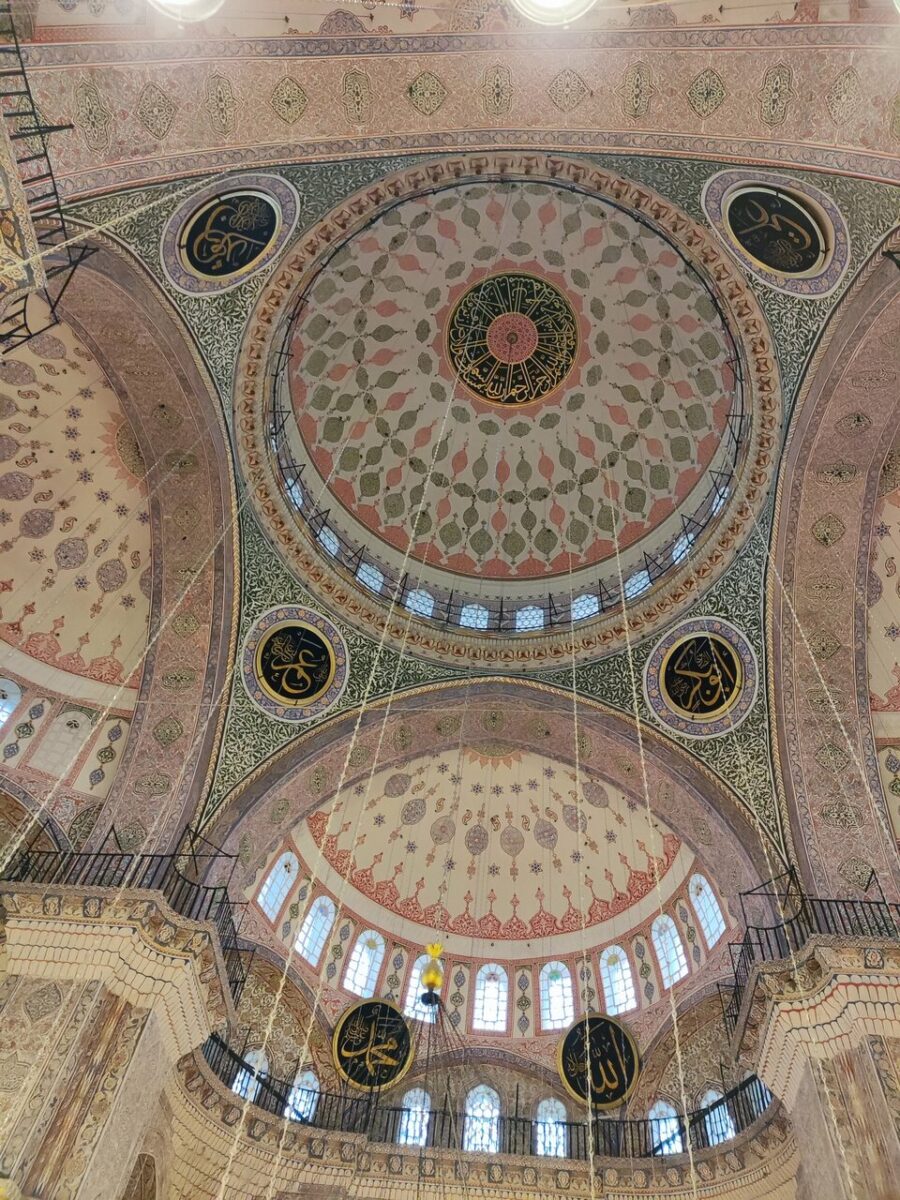 Мечеть Йени-Джами - новая мечеть старого города 4 Советы для комфортного визита