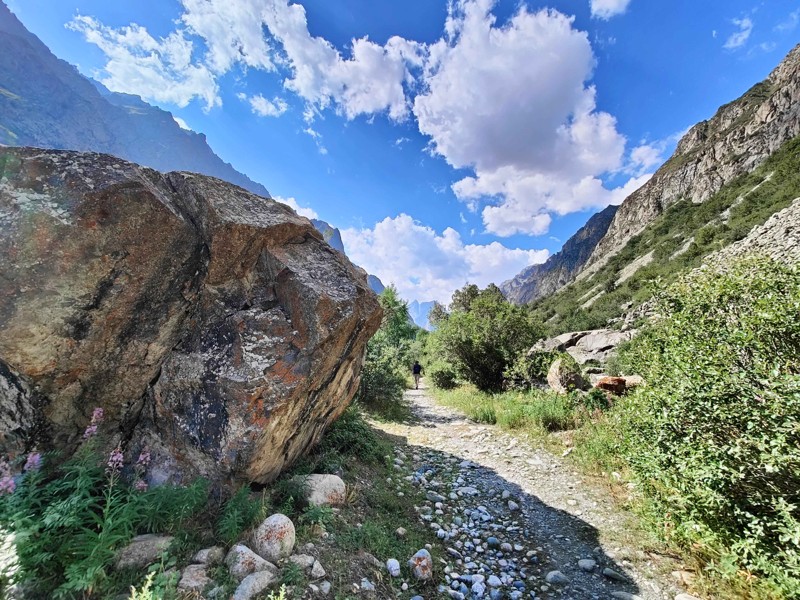 Чем заняться в ущелье Мынжылкы