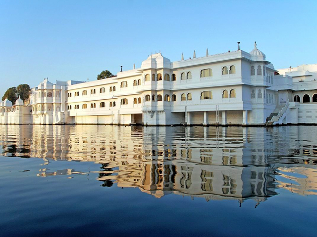Taj Lake Palace — отель, плывущий по озеру 10 Цены и специальные предложения на проживание