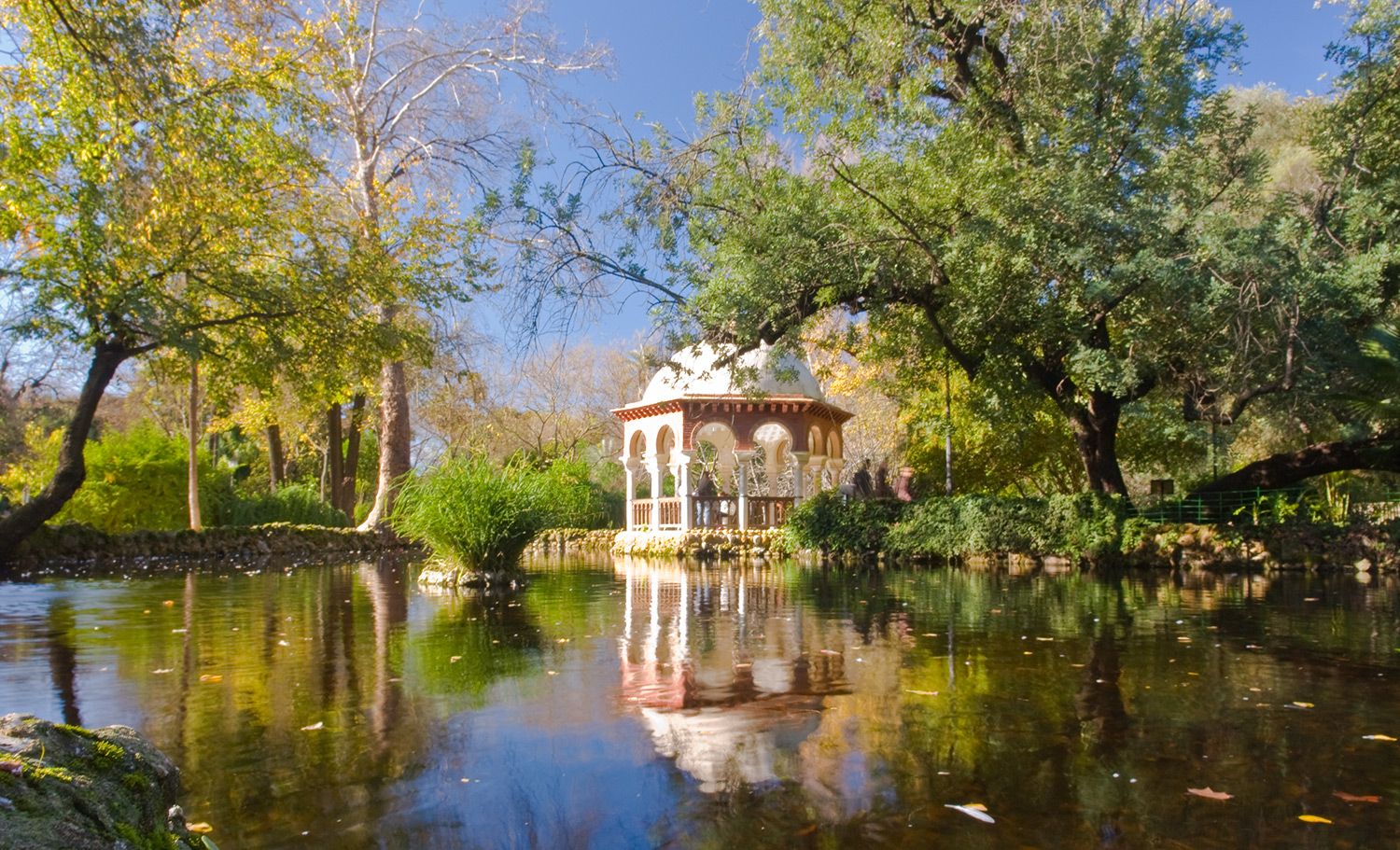 Идеальный парк Марии-Луизы в Севилье