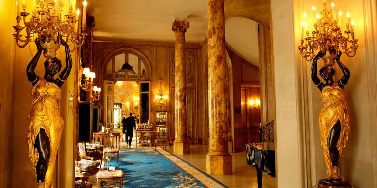 Изучение атмосферы: экскурсии и мероприятия в The Ritz Paris