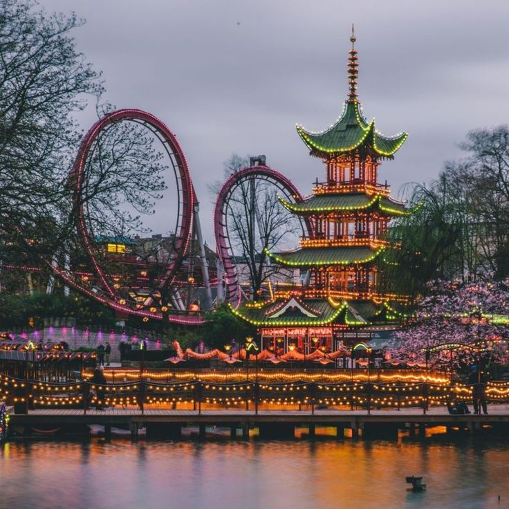 Атмосфера - сад Тиволи в Копенгагене (Дания) 1 Исторические корни сада Тиволи