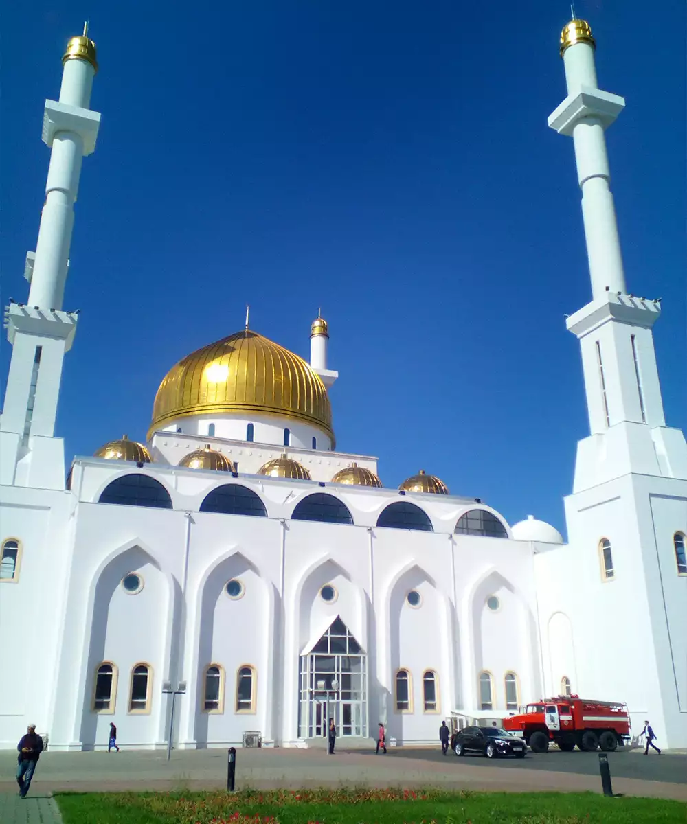 Мечеть Нур-Астана: современное исламское зодчество