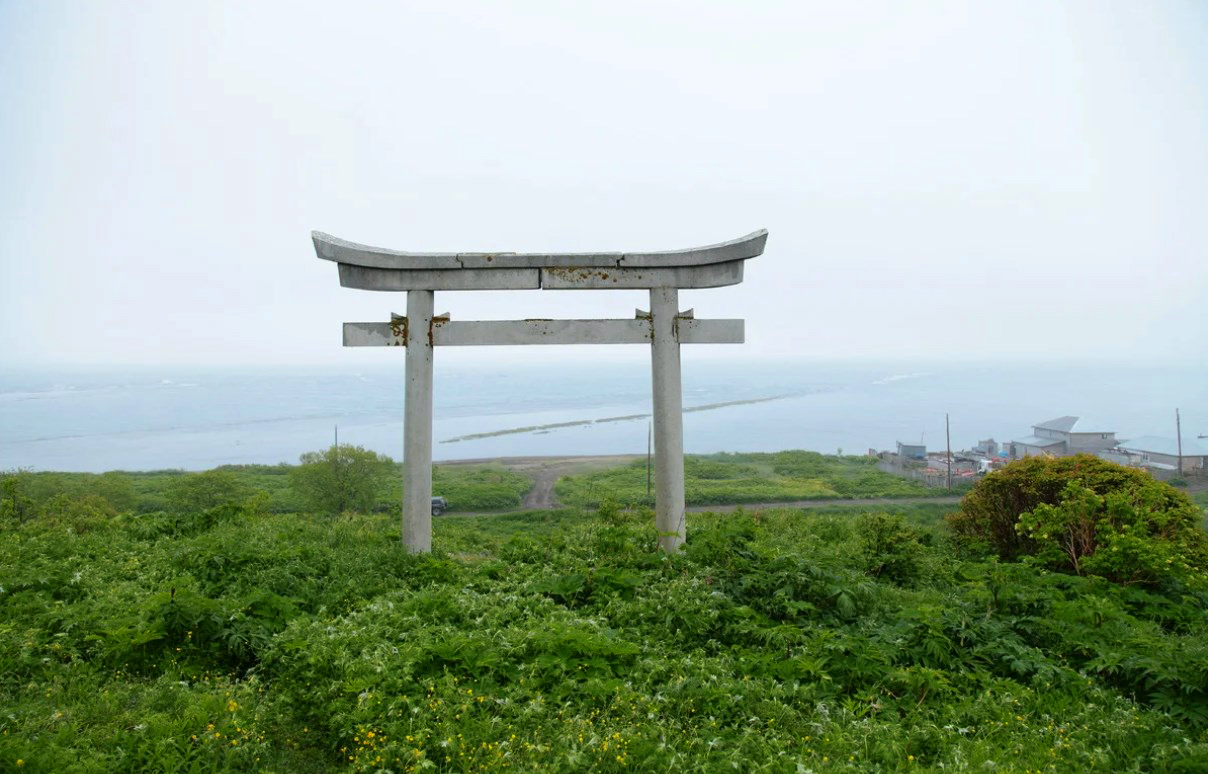 Японские ворота Тория в Корсакове — памятник японской эпохи Японские ворота Тория в Корсакове — памятник японской эпохи