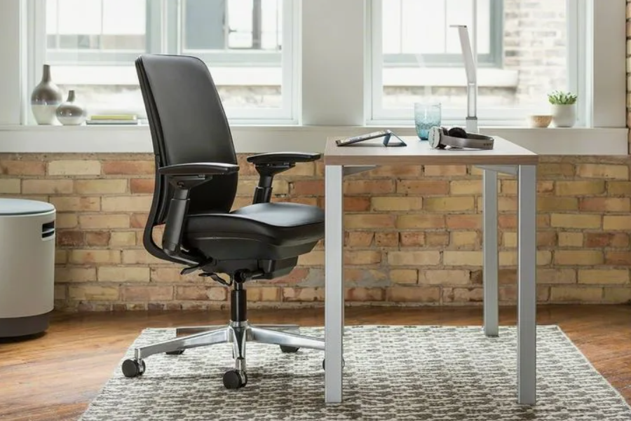 Кресла офисные, которые делают рабочее пространство удобным