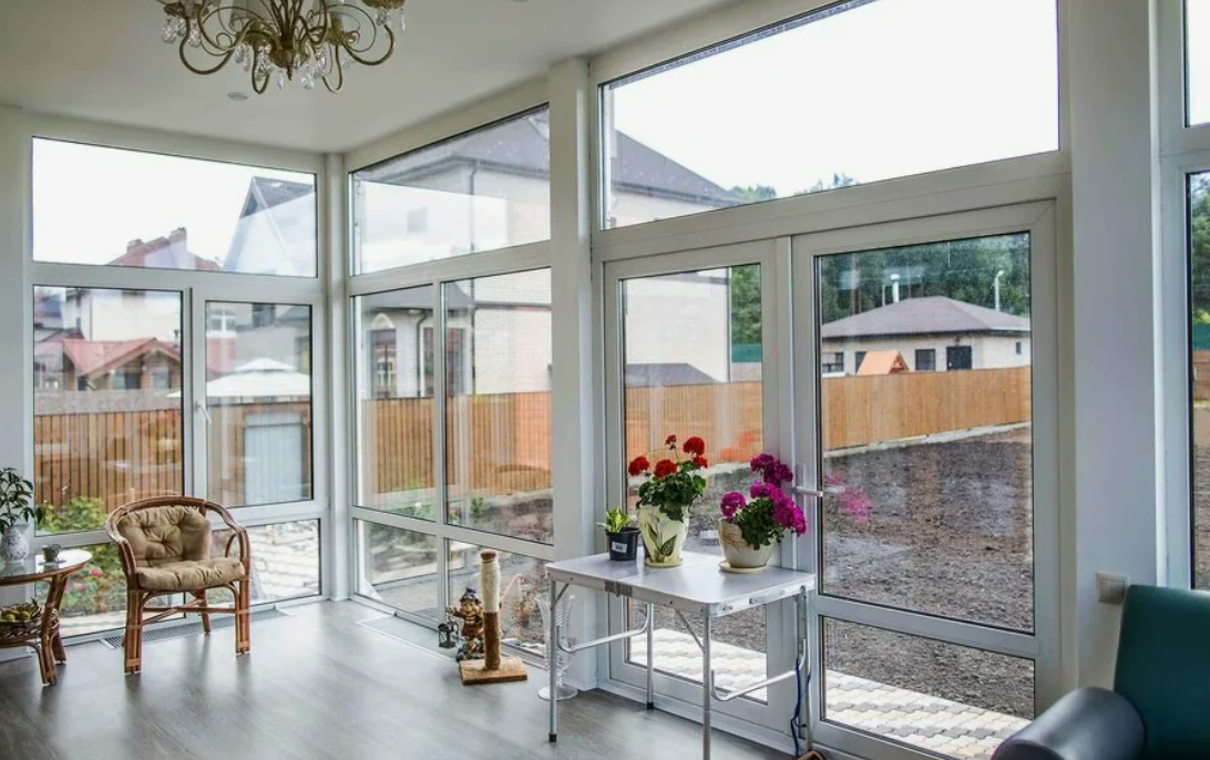 okna-plastikovye-kak-vybrat-kachestvennye-i-dolgovechnye-2