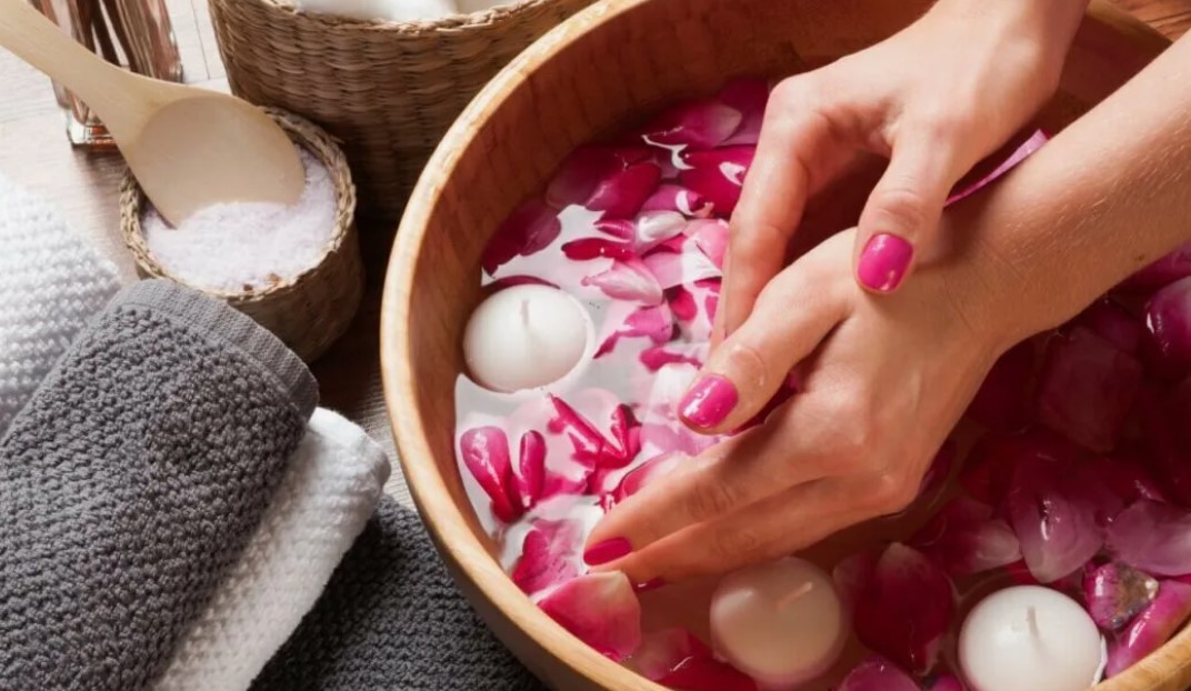 Уход за руками и ногами - как выбрать профессиональные средства